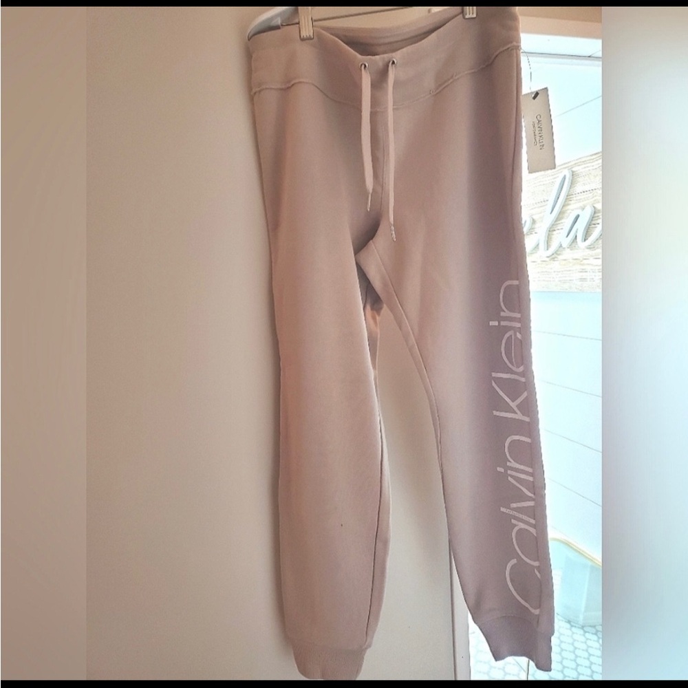 Calvin Klein Performance Joggers